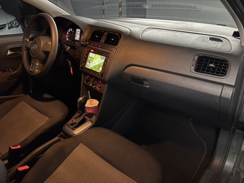 Volkswagen 福斯  Polo 實車實價可分期POLO高級精品代步小車 | 新北市汽車商業同業公會｜TACA優良車商聯盟｜中古、二手車買車賣車公會認證保固
