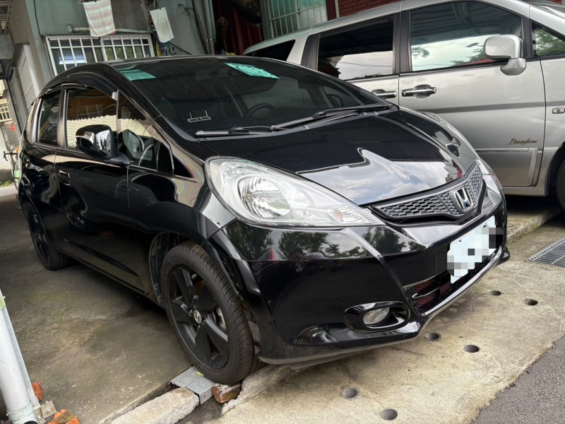 Honda  FIT 實車實價可分期FIT頂級VTIS節能代步小車 | 新北市汽車商業同業公會｜TACA優良車商聯盟｜中古、二手車買車賣車公會認證保固
