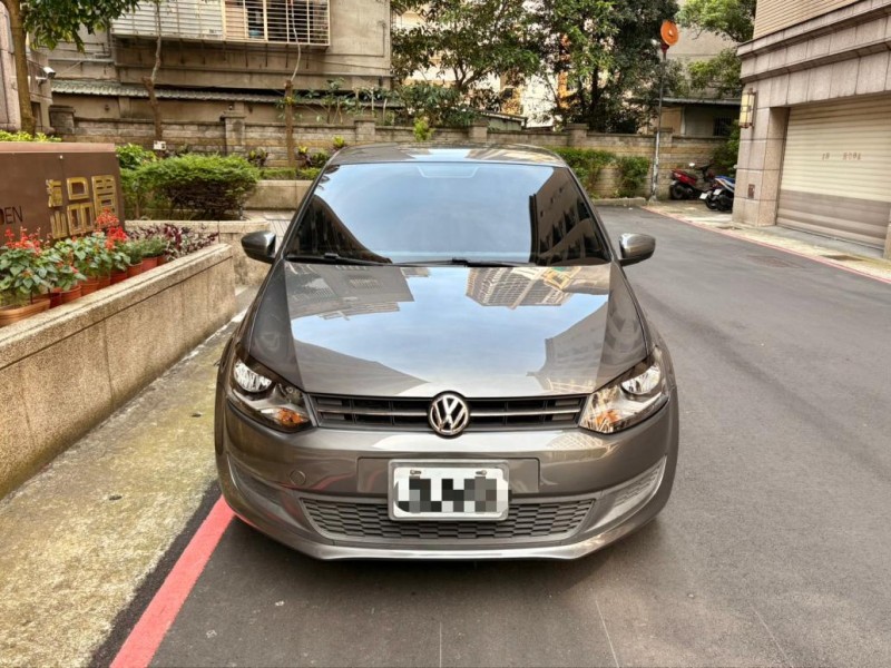 Volkswagen 福斯  Polo 實車實價可分期POLO高級精品代步小車 | 新北市汽車商業同業公會｜TACA優良車商聯盟｜中古、二手車買車賣車公會認證保固