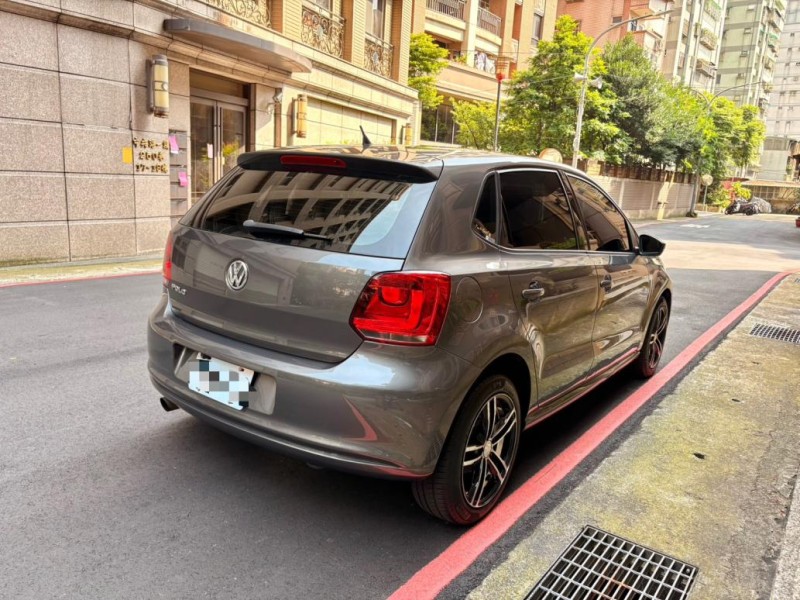 Volkswagen 福斯  Polo 實車實價可分期POLO高級精品代步小車 | 新北市汽車商業同業公會｜TACA優良車商聯盟｜中古、二手車買車賣車公會認證保固