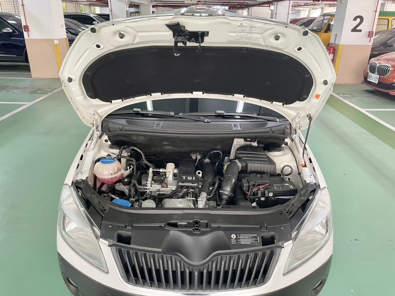 Skoda  Roomster 實車實價可分期Roomster 1.2tsi精品代步小車 | 新北市汽車商業同業公會｜TACA優良車商聯盟｜中古、二手車買車賣車公會認證保固