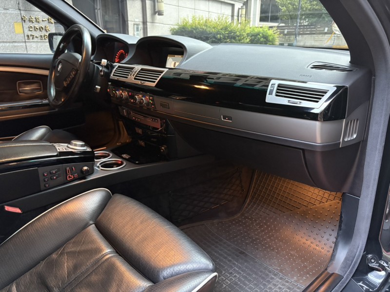 BMW/ 寶馬  7 SERIES  740Li 實車實價可分期BMW 740Li individual旗艦精品代步車 | 新北市汽車商業同業公會｜TACA優良車商聯盟｜中古、二手車買車賣車公會認證保固