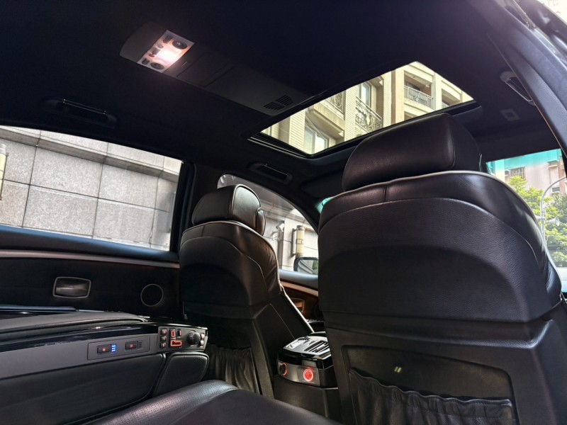 BMW/ 寶馬  7 SERIES  740Li 實車實價可分期BMW 740Li individual旗艦精品代步車 | 新北市汽車商業同業公會｜TACA優良車商聯盟｜中古、二手車買車賣車公會認證保固