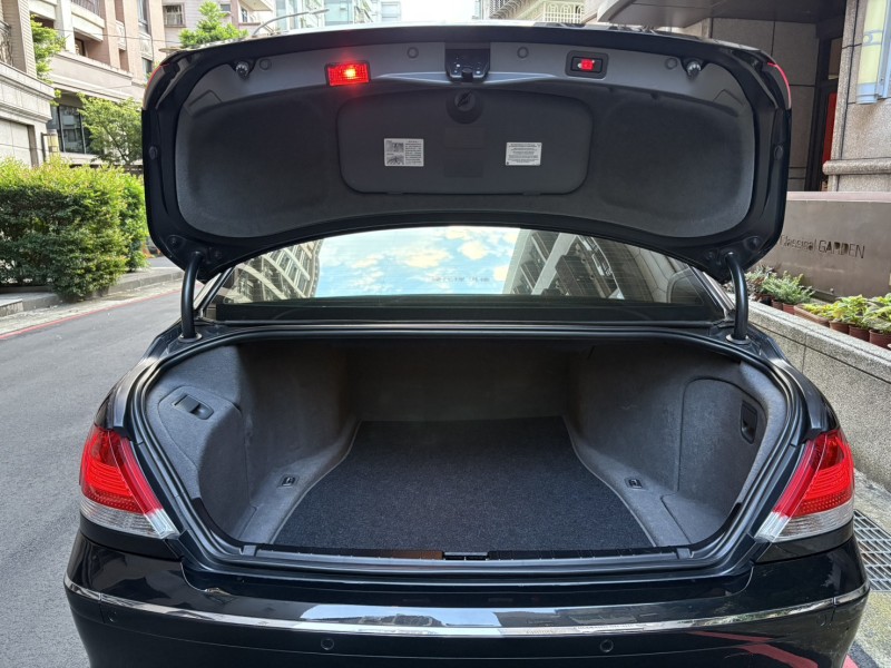 BMW/ 寶馬  7 SERIES  740Li 實車實價可分期BMW 740Li individual旗艦精品代步車 | 新北市汽車商業同業公會｜TACA優良車商聯盟｜中古、二手車買車賣車公會認證保固