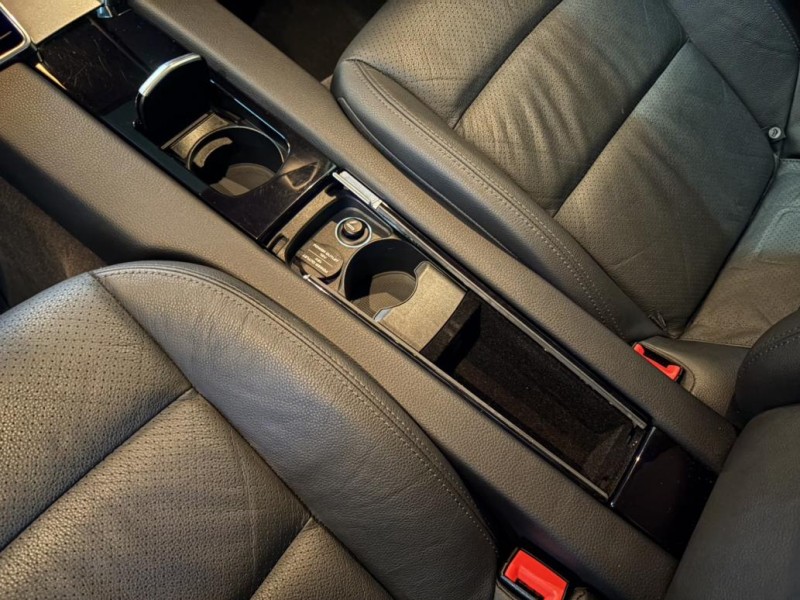 PORSCHE  Panamera 帕拉梅拉 實車實價可分期Panamera 4德國精品代步車 | 新北市汽車商業同業公會｜TACA優良車商聯盟｜中古、二手車買車賣車公會認證保固