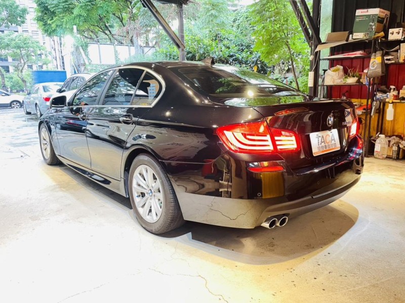 BMW/ 寶馬  5 SERIES  523i 實車實價BMW 523i 豪華精品代步車 可分期 | 新北市汽車商業同業公會｜TACA優良車商聯盟｜中古、二手車買車賣車公會認證保固