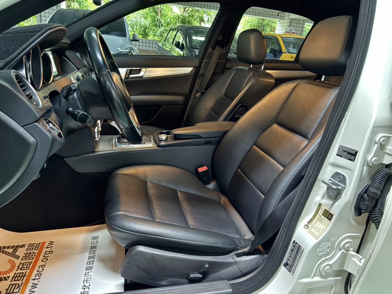Mercedes-Benz/賓士   C-CLASS  C250 實車實價可分期C250 AMG德國精品代步小車 | 新北市汽車商業同業公會｜TACA優良車商聯盟｜中古、二手車買車賣車公會認證保固