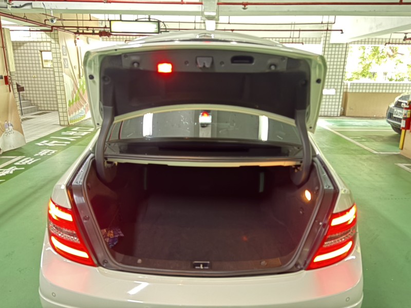 Mercedes-Benz/賓士   C-CLASS  C250 實車實價可分期C250 AMG德國精品代步小車 | 新北市汽車商業同業公會｜TACA優良車商聯盟｜中古、二手車買車賣車公會認證保固