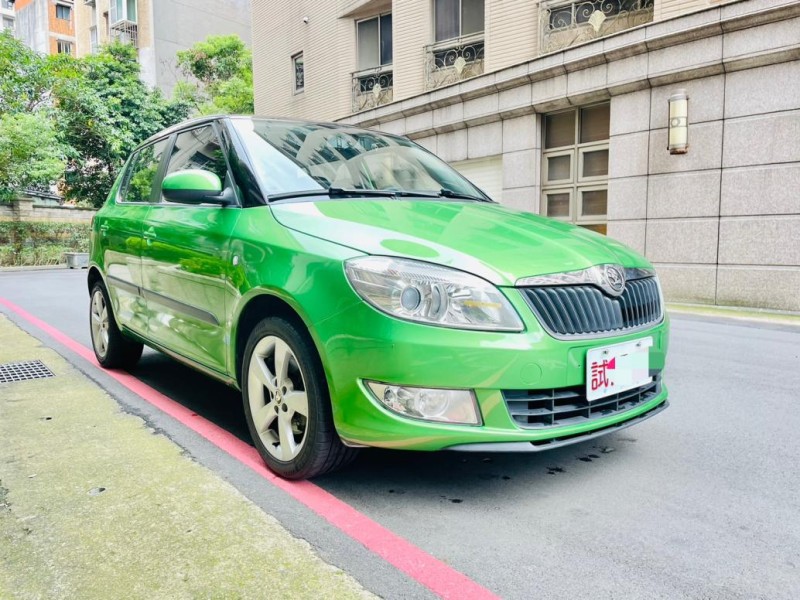 Skoda  Fabia 一手車原廠保養Fabia 1.2tsi高階配備 可分期 | 新北市汽車商業同業公會｜TACA優良車商聯盟｜中古、二手車買車賣車公會認證保固