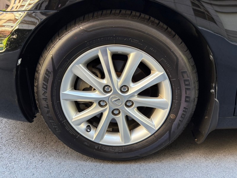 Toyota  Camry 實車實價可刷卡可分期Toyota Camry超優質代步車 | 新北市汽車商業同業公會｜TACA優良車商聯盟｜中古、二手車買車賣車公會認證保固