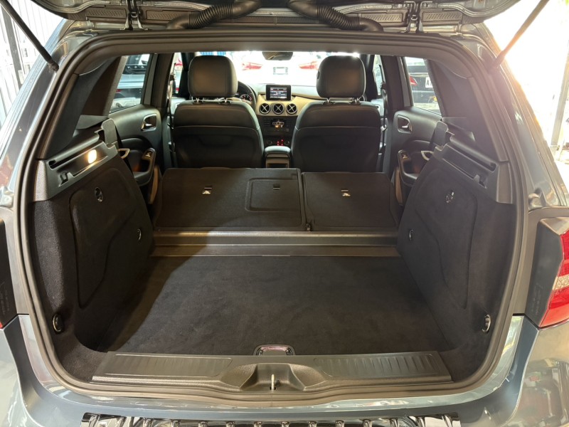 Mercedes-Benz/賓士   B-CLASS 實車實價可分期Benz B200德國精品代步小車 | 新北市汽車商業同業公會｜TACA優良車商聯盟｜中古、二手車買車賣車公會認證保固