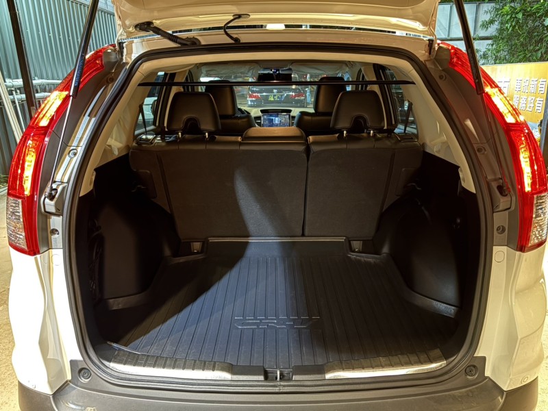 Honda  CR-V 僅跑3萬餘公里內外極美CRV 2.4超優質SUV休旅車 | 新北市汽車商業同業公會｜TACA優良車商聯盟｜中古、二手車買車賣車公會認證保固