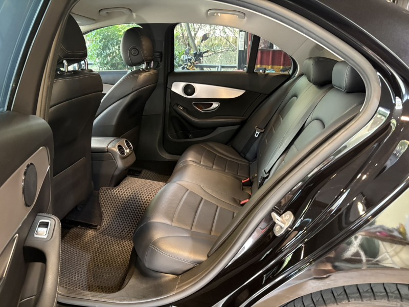 Mercedes-Benz/賓士   C-CLASS  C180 實車實價可分期Benz C180歐規安全代步車 | 新北市汽車商業同業公會｜TACA優良車商聯盟｜中古、二手車買車賣車公會認證保固