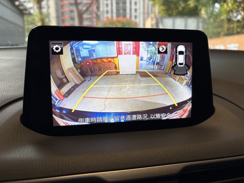 Mazda  Mazda3 一手原廠保養僅跑4萬多公里Mazda3實車實價可分期 | 新北市汽車商業同業公會｜TACA優良車商聯盟｜中古、二手車買車賣車公會認證保固