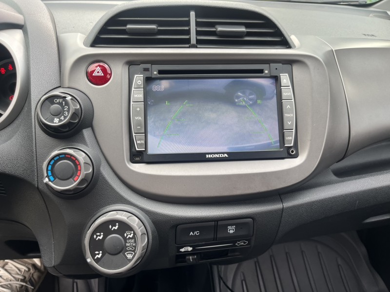 Honda  FIT 2010年 本田 Fit  VTI-S 1.好開 好停車 好保養 | 新北市汽車商業同業公會｜TACA優良車商聯盟｜中古、二手車買車賣車公會認證保固
