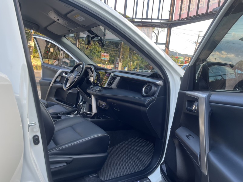 Toyota  RAV4 2018年 豐田RAV4 2.0L | 新北市汽車商業同業公會｜TACA優良車商聯盟｜中古、二手車買車賣車公會認證保固