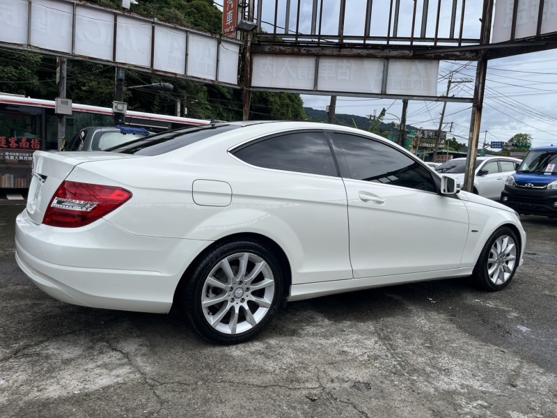 Mercedes-Benz/賓士   C-CLASS  C180 2011年 賓士C180總代理 1.8LCGI | 新北市汽車商業同業公會｜TACA優良車商聯盟｜中古、二手車買車賣車公會認證保固
