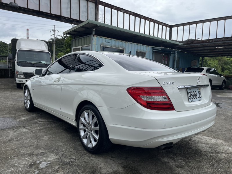 Mercedes-Benz/賓士   C-CLASS  C180 2011年 賓士C180總代理 1.8LCGI | 新北市汽車商業同業公會｜TACA優良車商聯盟｜中古、二手車買車賣車公會認證保固