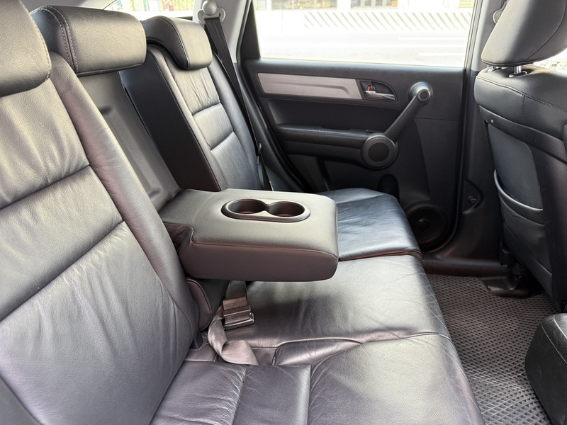 Honda  CR-V 【4WD、空力套件、天窗、定速、認證合格、低里程保證】 | 新北市汽車商業同業公會｜TACA優良車商聯盟｜中古、二手車買車賣車公會認證保固