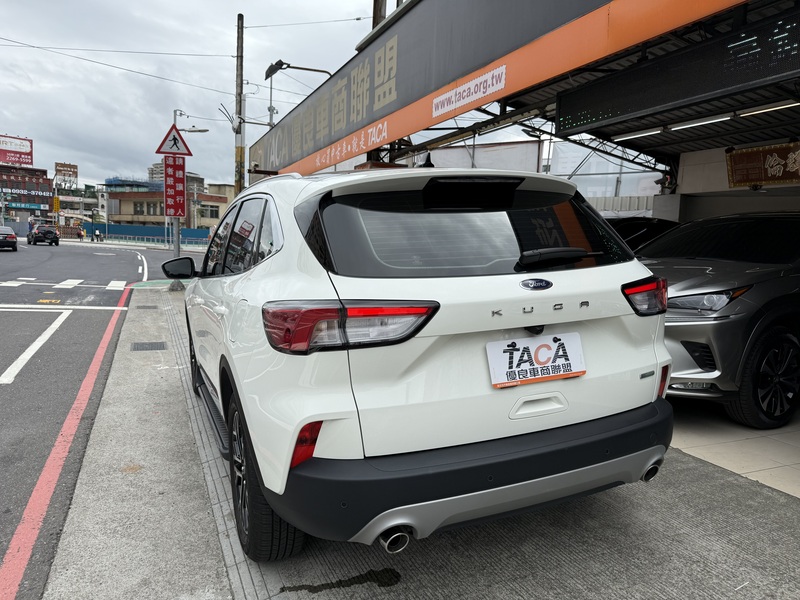 Ford/福特  Kuga 【全景天窗、環景、認證合格、B&O音響、電尾門、超低里程九千公里】 | 新北市汽車商業同業公會｜TACA優良車商聯盟｜中古、二手車買車賣車公會認證保固