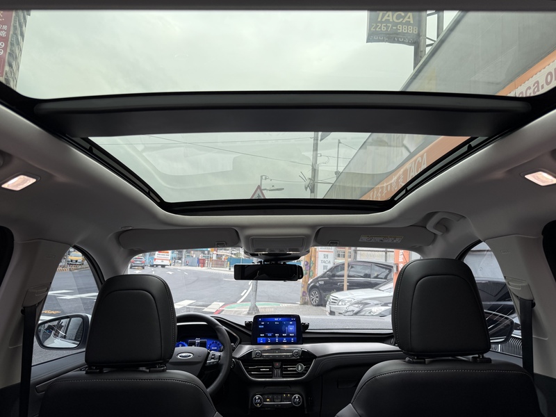 Ford/福特  Kuga 【全景天窗、環景、認證合格、B&O音響、電尾門、超低里程九千公里】 | 新北市汽車商業同業公會｜TACA優良車商聯盟｜中古、二手車買車賣車公會認證保固