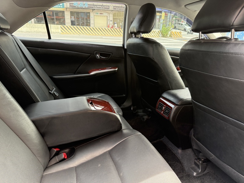 Toyota  Camry 【HID頭燈、原版件、認證合格、贏錠嚴選】 | 新北市汽車商業同業公會｜TACA優良車商聯盟｜中古、二手車買車賣車公會認證保固