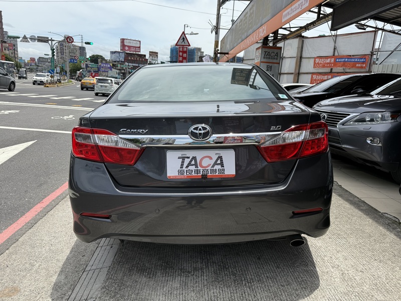 Toyota  Camry 【HID頭燈、原版件、認證合格、贏錠嚴選】 | 新北市汽車商業同業公會｜TACA優良車商聯盟｜中古、二手車買車賣車公會認證保固