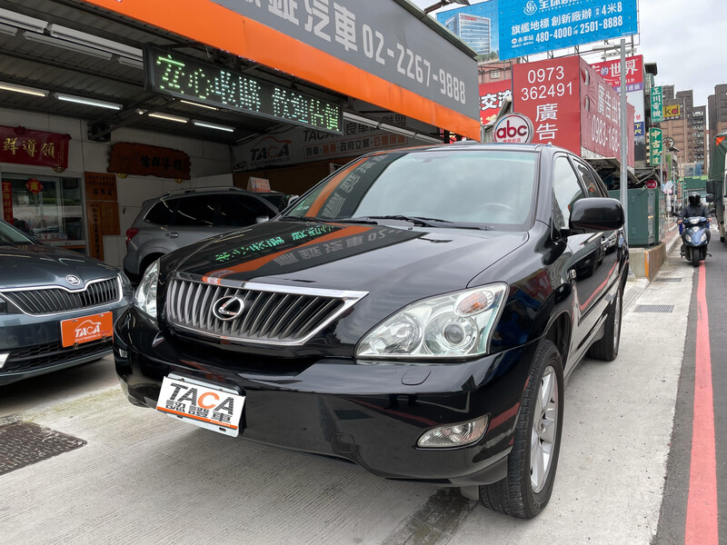 Lexus  RX 【原廠保養、4WD、一手車】RX350 3.5 原鈑件 認證車 保固車 車況極新 | 新北市汽車商業同業公會｜TACA優良車商聯盟｜中古、二手車買車賣車公會認證保固