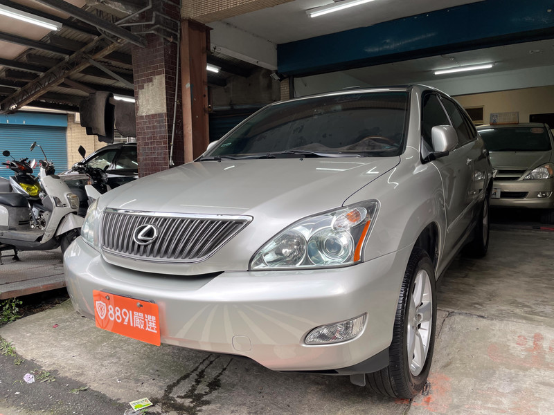 Lexus Rx 原裝影音導航 4wd 一手車 Rx330 3 3 原鈑件認證車無菸車贏錠 新北市汽車商業同業公會 Taca優良車商聯盟 中古 二手 車買車賣車公會認證保固