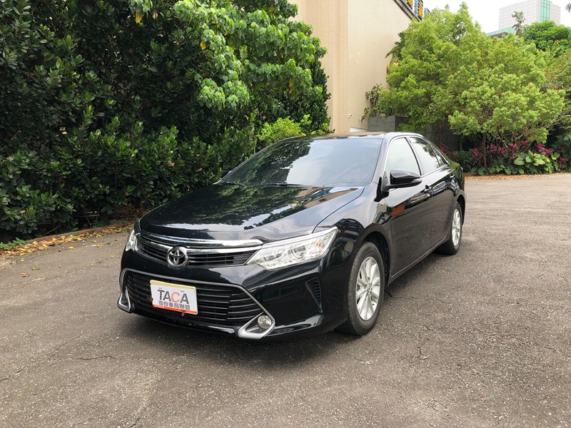 Toyota  Camry 2019 Camry 定速 影音系統 倒車影像 豪華舒適房車 全額貸 | 新北市汽車商業同業公會｜TACA優良車商聯盟｜中古、二手車買車賣車公會認證保固