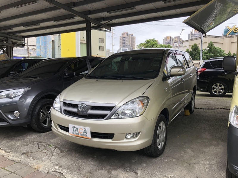 Toyota  Innova 2013 lnnova E版 僅跑9萬 跑超少 原版件 全額貸 | 新北市汽車商業同業公會｜TACA優良車商聯盟｜中古、二手車買車賣車公會認證保固