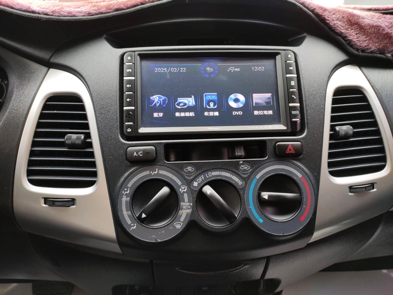 Toyota  Innova 2014年Innova商用車原漆 | 新北市汽車商業同業公會｜TACA優良車商聯盟｜中古、二手車買車賣車公會認證保固