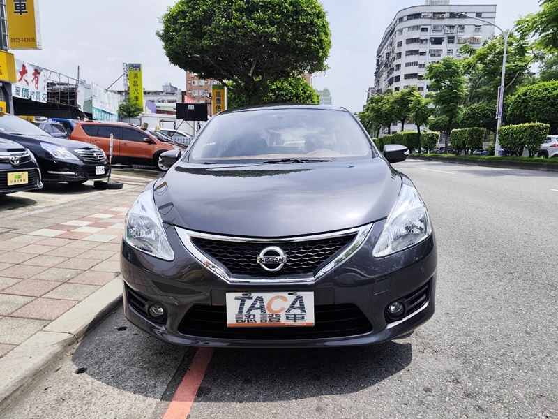 Nissan  Tiida 2015年Tida五門一手車 | 新北市汽車商業同業公會｜TACA優良車商聯盟｜中古、二手車買車賣車公會認證保固