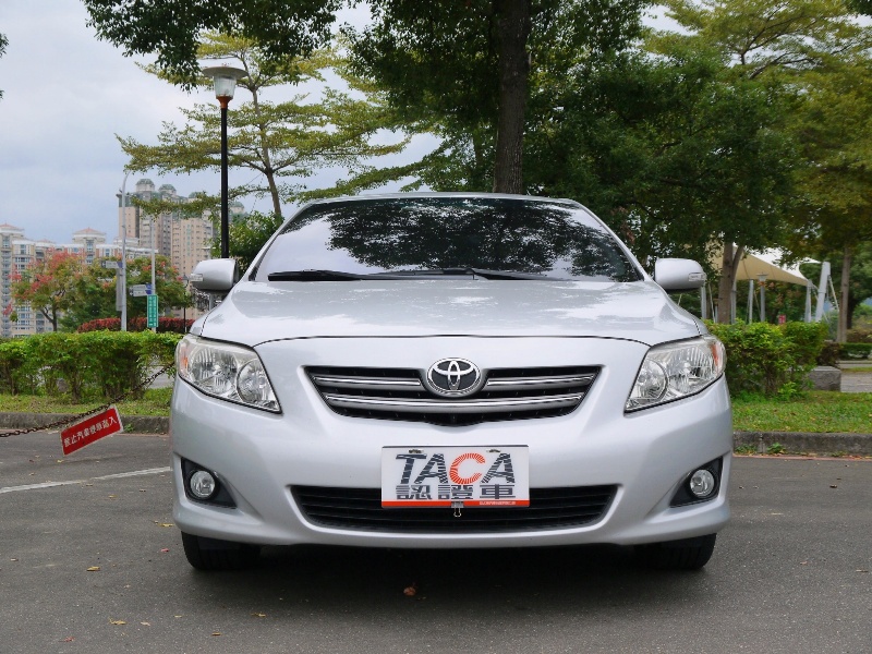 Toyota  Altis 2010年型式E版HID頭燈+精裝 | 新北市汽車商業同業公會｜TACA優良車商聯盟｜中古、二手車買車賣車公會認證保固