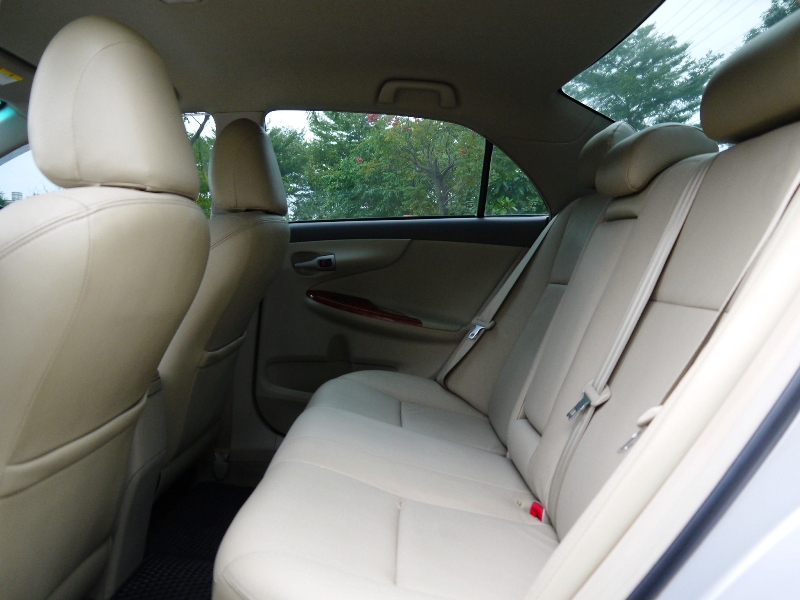 Toyota  Altis 2010年型式E版HID頭燈+精裝 | 新北市汽車商業同業公會｜TACA優良車商聯盟｜中古、二手車買車賣車公會認證保固