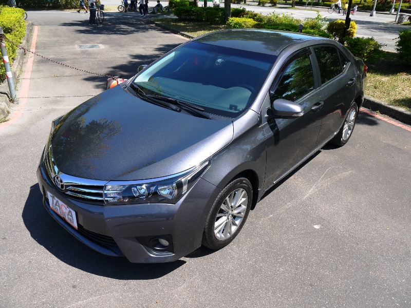 Toyota  Altis 2016'型式.E版影音精裝 | 新北市汽車商業同業公會｜TACA優良車商聯盟｜中古、二手車買車賣車公會認證保固